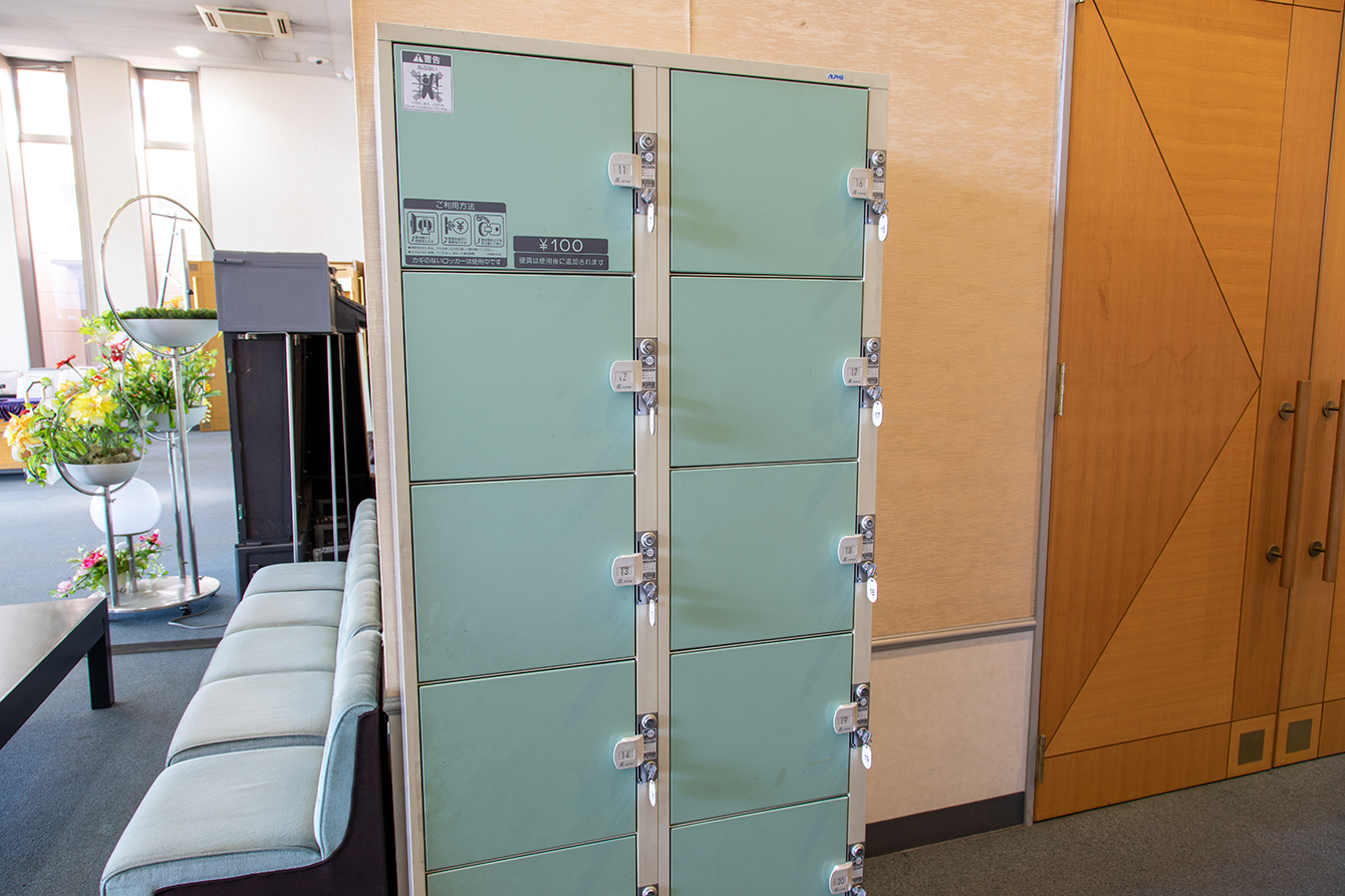 ホールロッカー